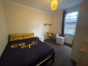 Photo 17- click for photo gallery